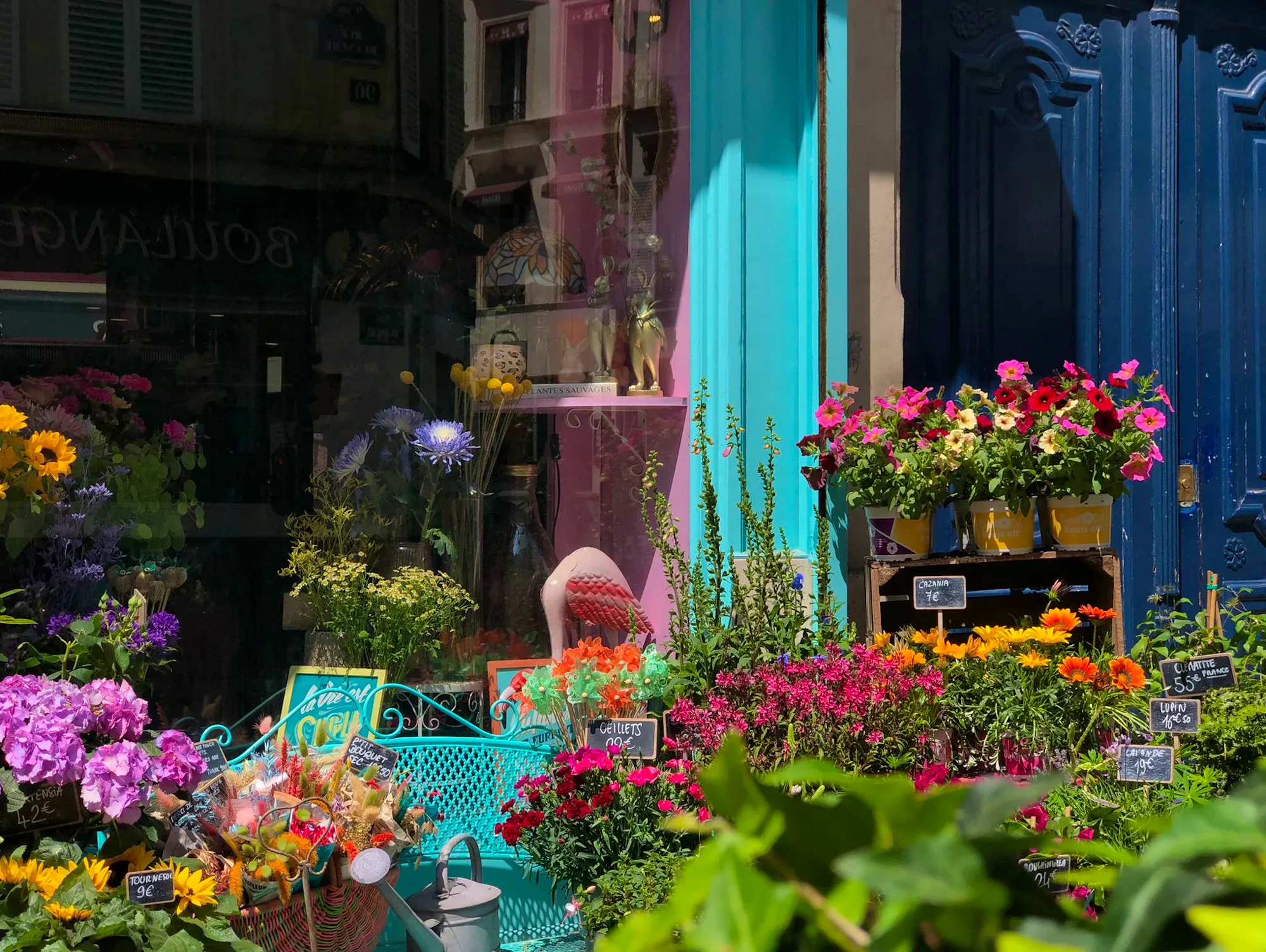 Open 7 days a week So that you can always come and pick up a little poetry, our doors are wide open every day of the week.