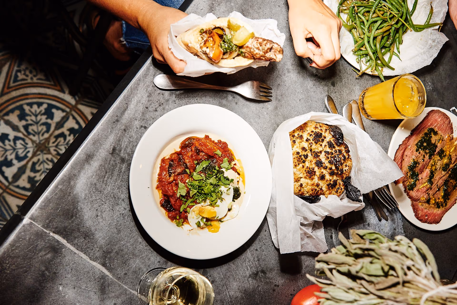 Miznon Dining